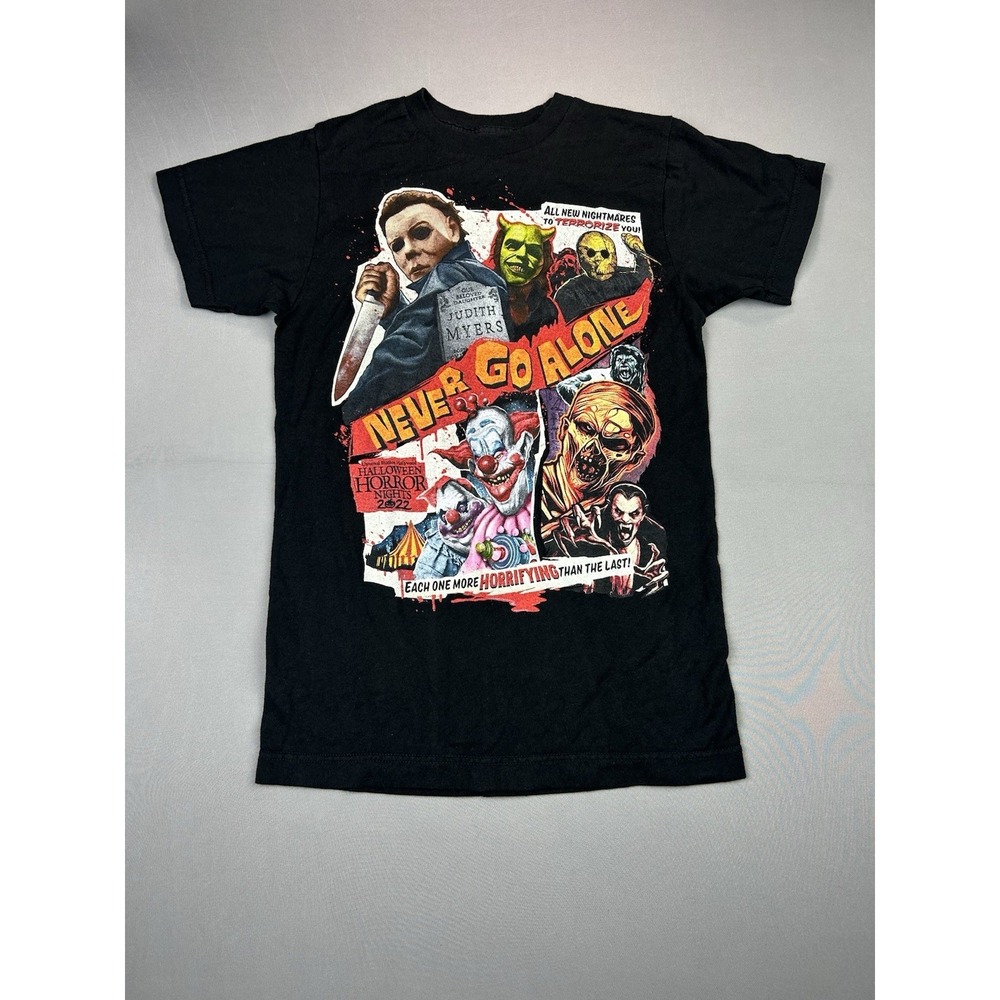 Universal Studios Women's XS Halloween Horror Nights 2022 Never Go Alone‎ Shirt